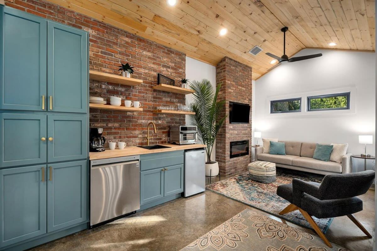 Petit Paradis Studio With Hot Tub Fredericksburg Esterno foto