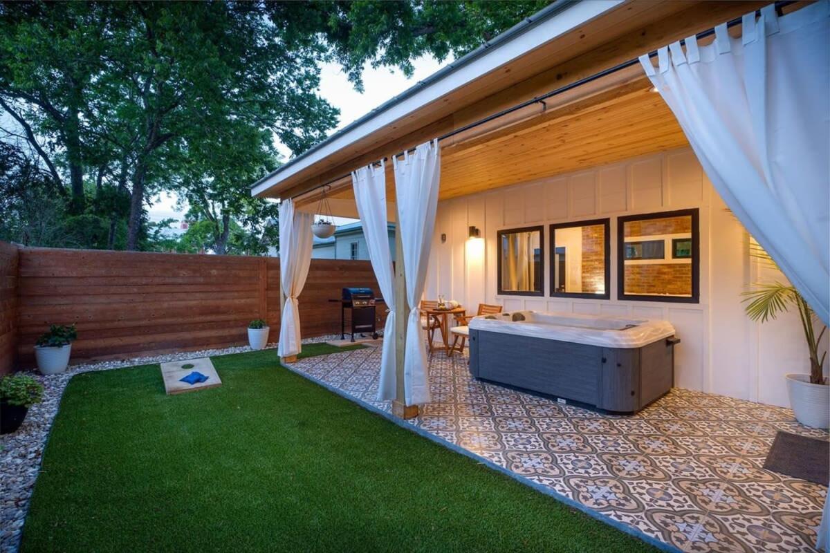 Petit Paradis Studio With Hot Tub Fredericksburg Esterno foto